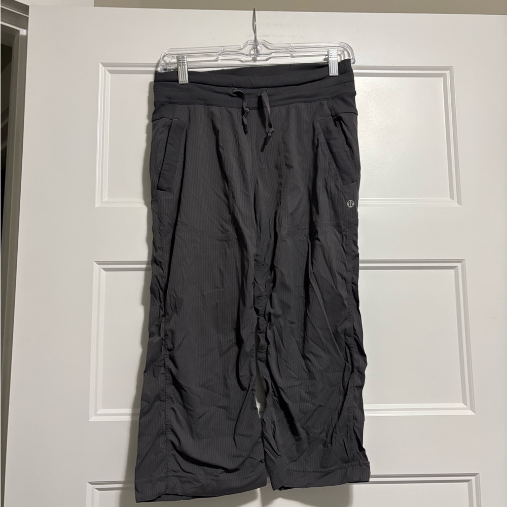 Lululemon Studio Crop
Blurred Grey  Sz 4